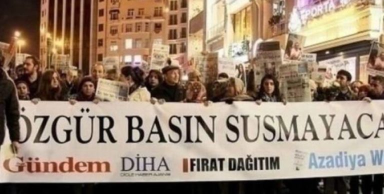 TURQUIE, Le procès de 46 journalistes kurdes reporté à septembre