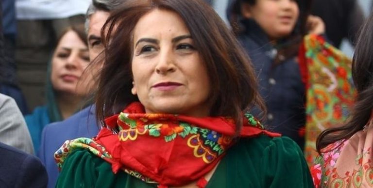 TURQUIE. Aysel Tuğluk reste en prison malgré la décision du tribunal