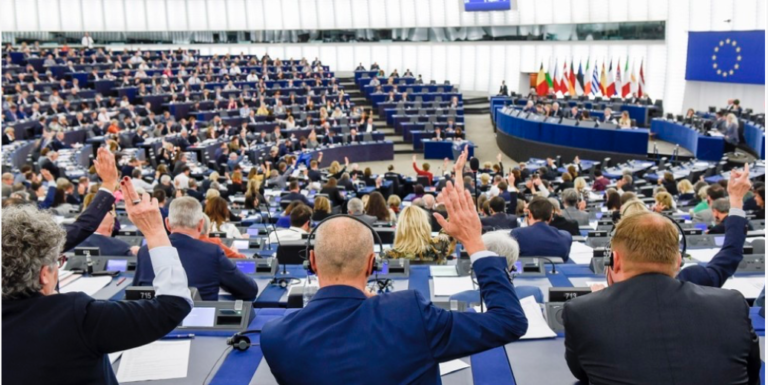 Le parlement européen critique sévèrement la Turquie & Bruxelles