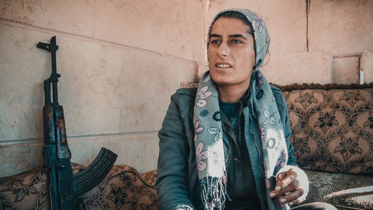 L’une des combattantes de Kobanê : Se battre avec d’autres êtres est une triste histoire