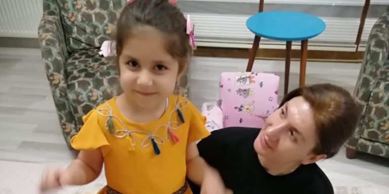 TURQUIE. Une militante kurde et sa fille de 5 ans entrent en prison