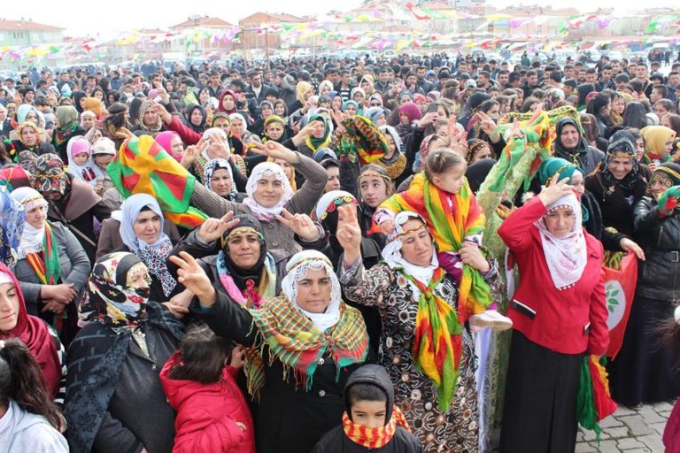 CEDH: La condamnation à prison d’un Kurde pour un discours lors du Newroz a violé la liberté d’expression