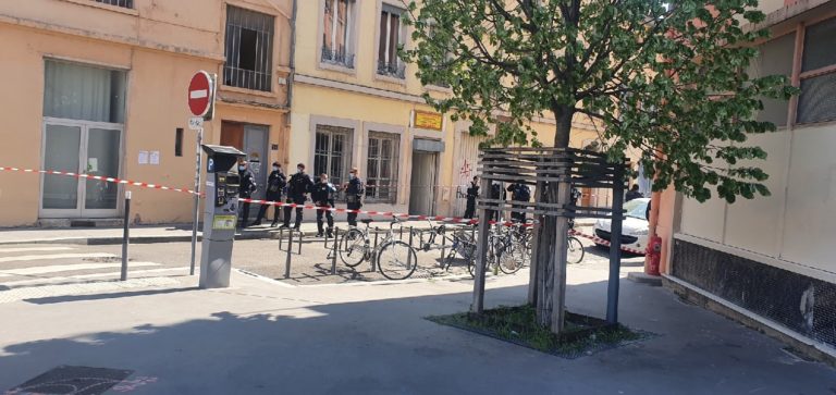 FRANCE. Quatre blessés lors d’une attaque des Loups Gris turcs contre un centre kurde à Lyon