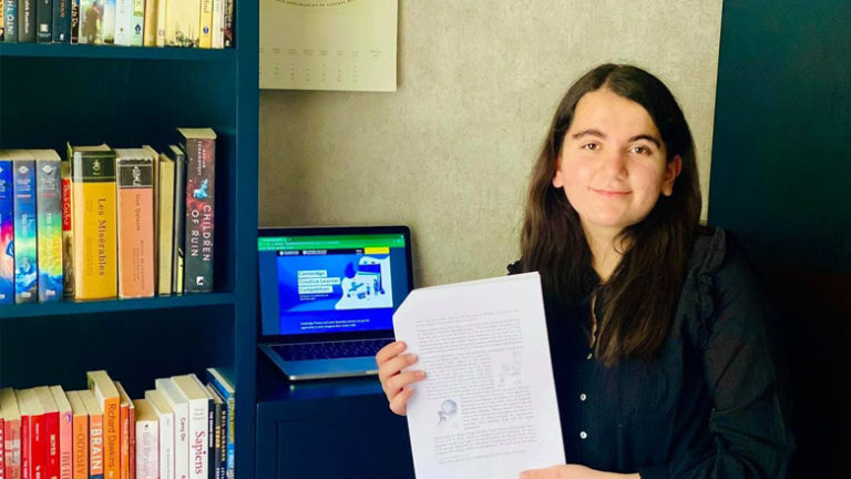 Une jeune Kurde remporte le concours international de nouvelles pour étudiants