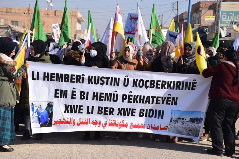 ROJAVA. Les Kurdes manifestent contre les attaques turques et le silence de la communauté internationale