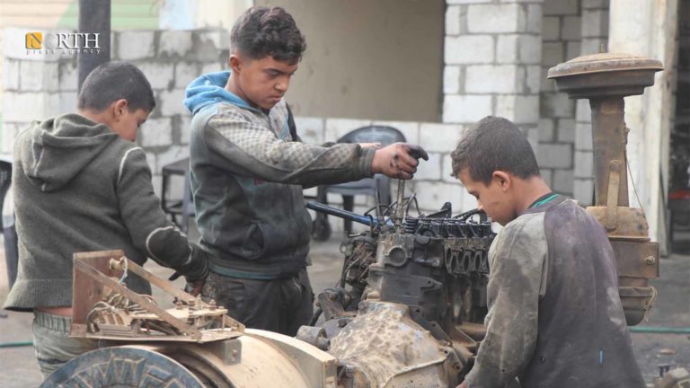 ROJAVA. Des dizaines d’enfants contraints à des travaux dangereux pour survivre