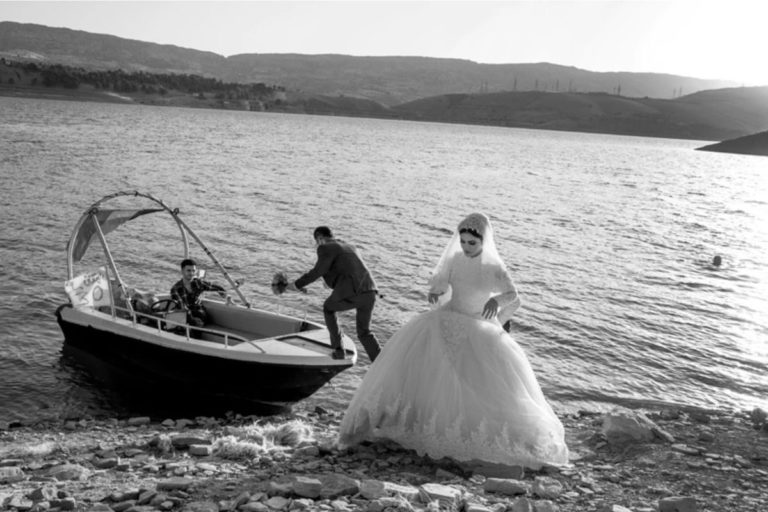 PARIS. « l’Ombre du Kurdistan », exposition du photographe Murat Yazar