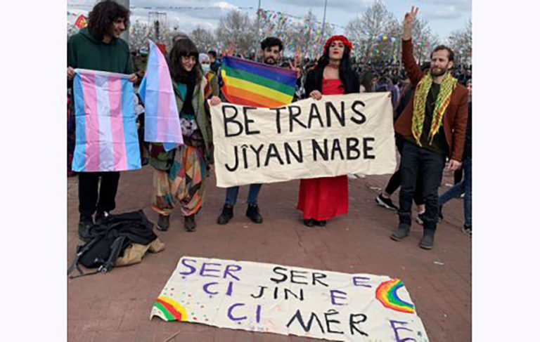 Quand le Newroz se transforme en un champ de bataille pour les LGBT+