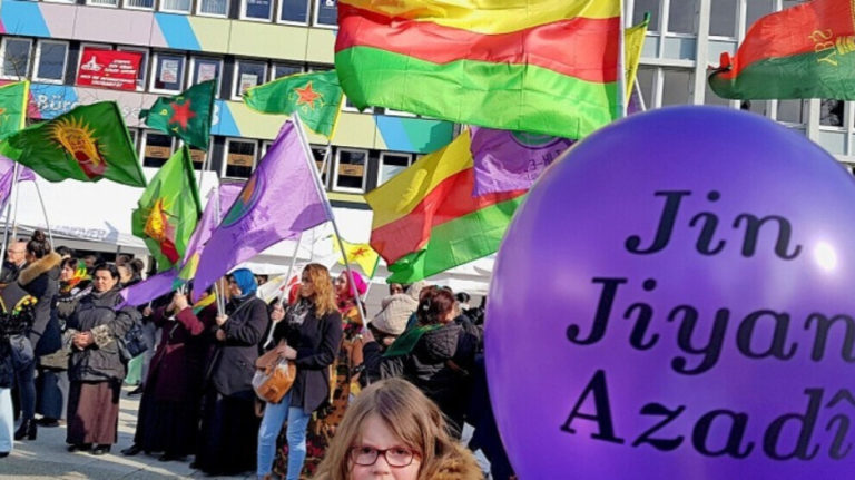 Solidarité féministe avec la résistance kurde