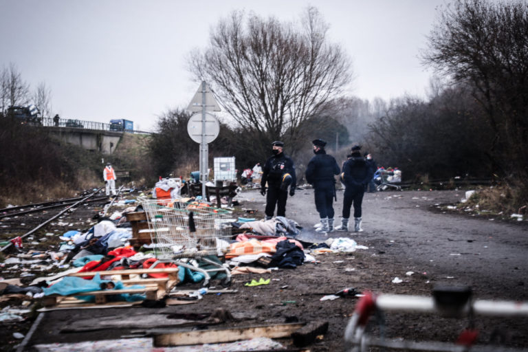 Six migrants kurdes ont assigné en justice la commune de Grande-Synthe