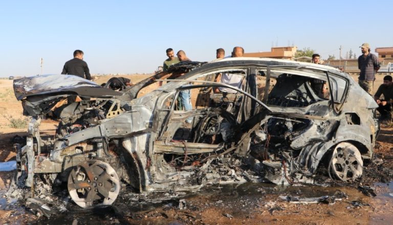 ROJAVA. Un drone turc cible une voiture près de Qamishlo, faisant un mort et trois blessés civils