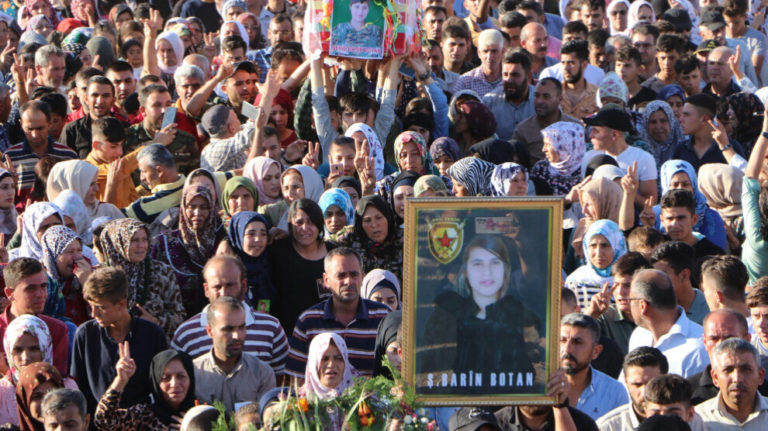 ROJAVA. La combattante kurde, Barîn Botan inhumée à Shehba