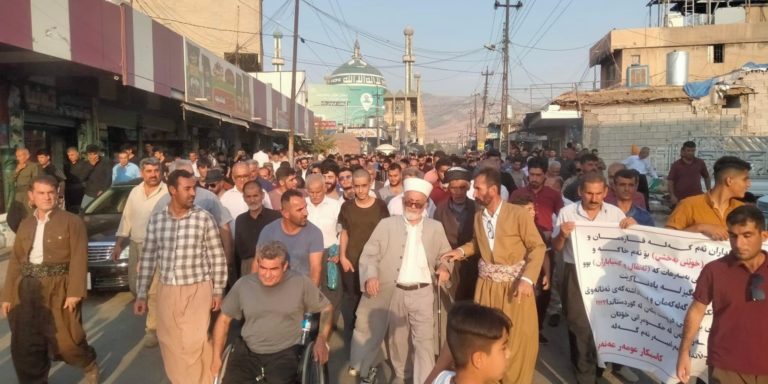 KURDISTAN. La police attaque une manifestation et arrête des députés