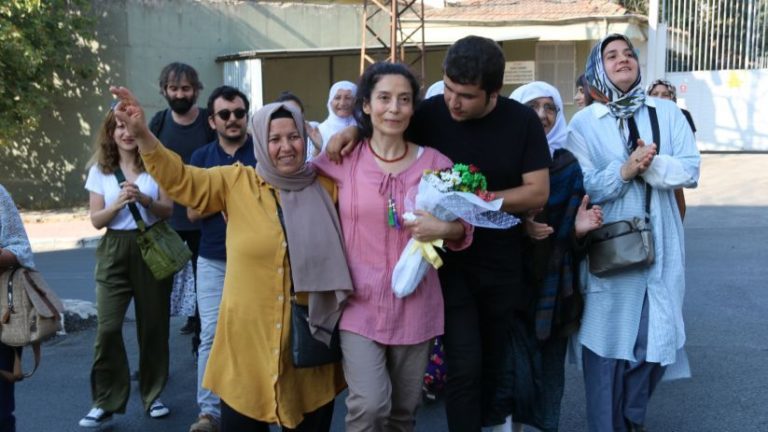 TURQUIE. Une écrivaine kurde libérée après 30 ans passés en prison