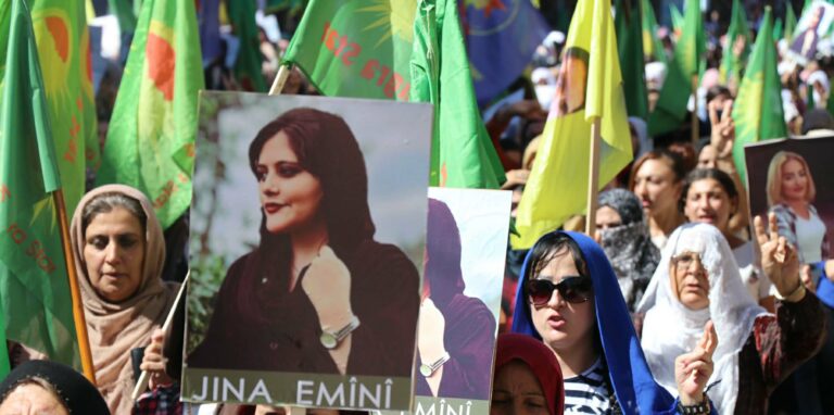 KONGRA STAR appelle à intensifier la lutte contre le système anti-femmes des mollahs