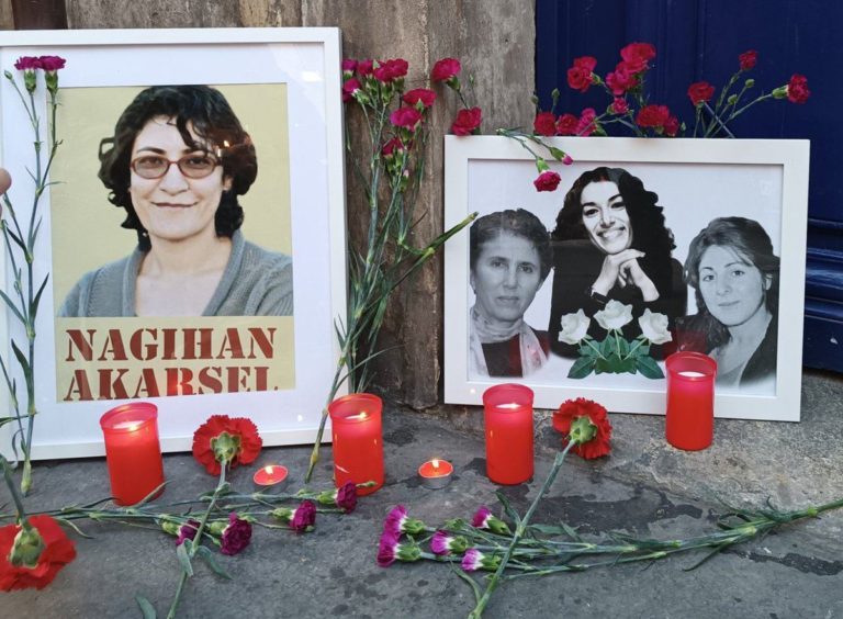 EUROPE – Les femmes kurdes rendent hommage à Nagihan Akarsel