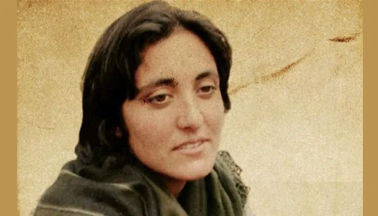 Shirin Alam-Houli, prisonnière kurde qui a accroché le slogan « Jin, Jiyan, Azadi » au mur de sa cellule en 2010