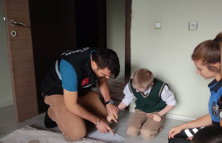 TURQUIE. Fichage des enfants kurdes à Hakkari/Yuksekova