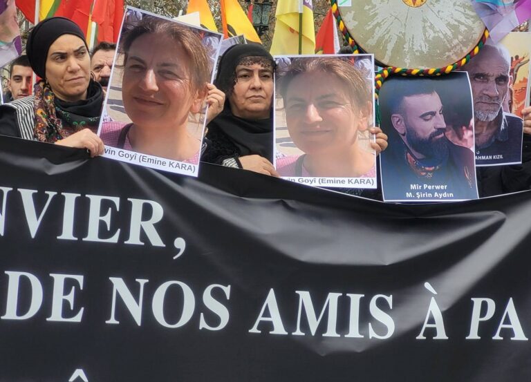 LORIENT. Manifestation contre l’attentant terroriste de Paris