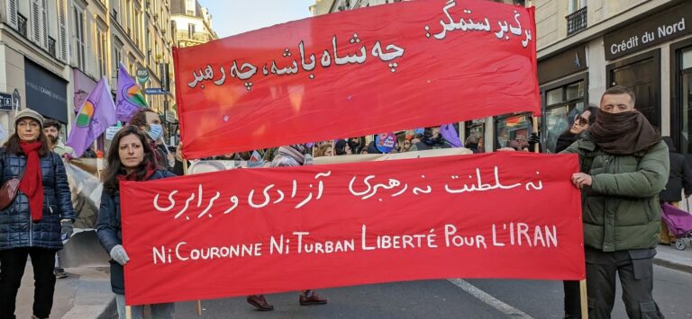 Les peuples d’Iran n’ont le choix qu’entre la couronne et le turban ?