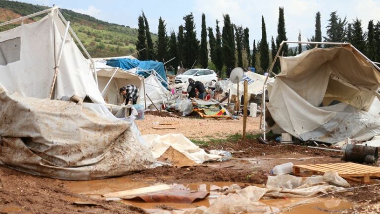 TURQUIE. Tempête dans la localité kurde de Pazarcik: 2 morts, 150 blessés
