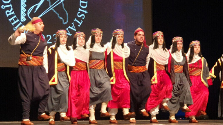 Koma Şiyar remporte le Prix du festival de danses folkloriques kurdes – Mîhrîcana Govendên Kurdistan