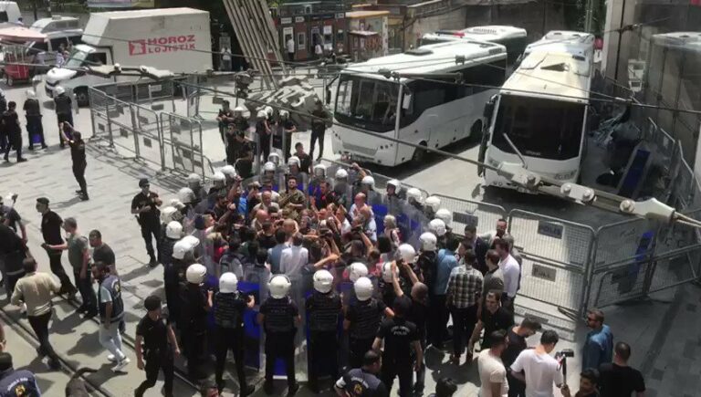ISTANBUL. 19 arrestations lors de la 951e veillée des Mères du Samedi