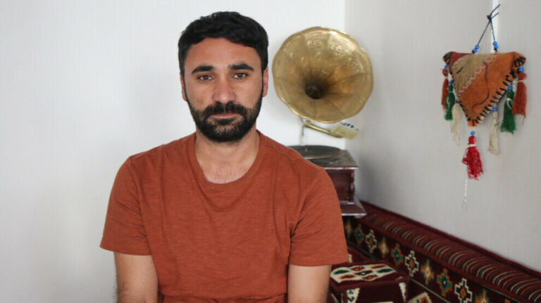 TURQUIE. Un musicien kurde kidnappé et battu par la police