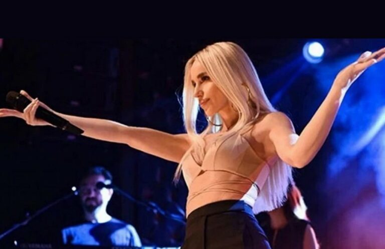 TURQUIE. La popstar Gülşen condamnée à verser 150 000 LT pour une plaisanterie sur les écoles islamiques Imam Hatip