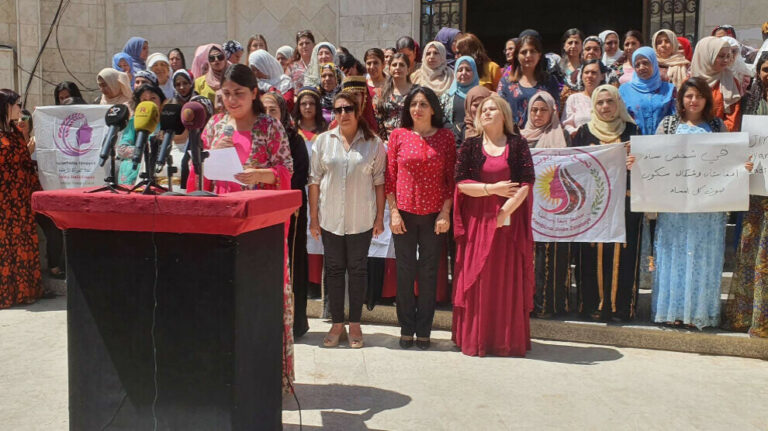 Les femmes kurdes solidaires de leurs sœurs de Shengal et d’Afghanistan