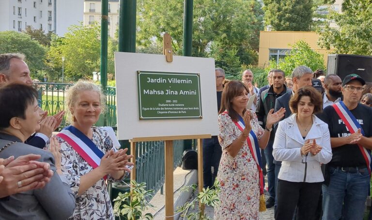 PARIS. Les royalistes iraniens insultent la mémoire de Jina Amini