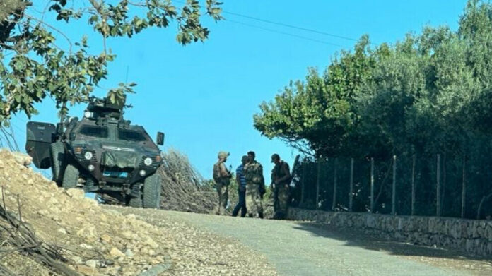 Turquie Le Siège Militaire Fait Vider Un Village Kurde Kurdistan Au