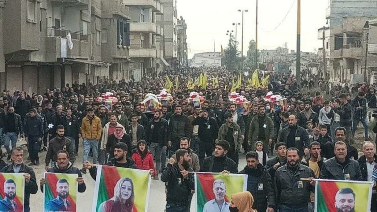 ROJAVA. Qamishlo pleure les civils tués par la Turquie hier
