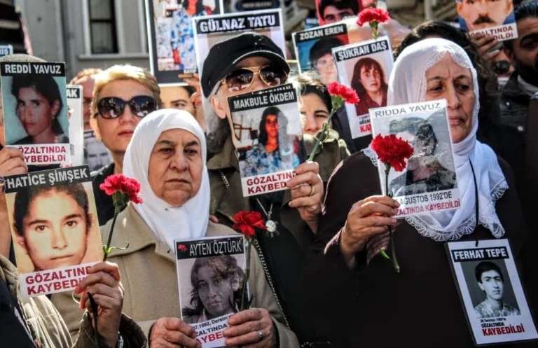 TURQUIE. 1000ème veillée des Mères du Samedi