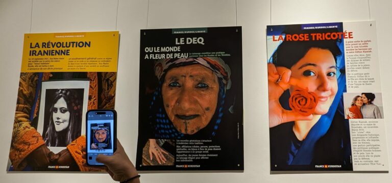 PARIS. Vernissage de l’expo « Femmes Kurdes Liberté »