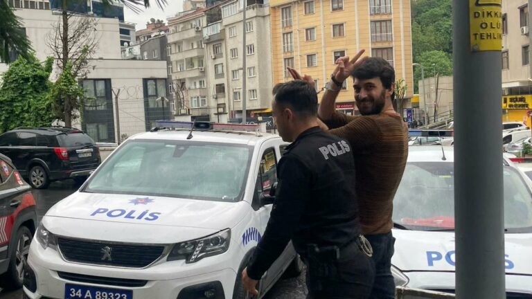 TURQUIE. Arrestation d’un journaliste qui filmait des policiers tabassant une réfugiée