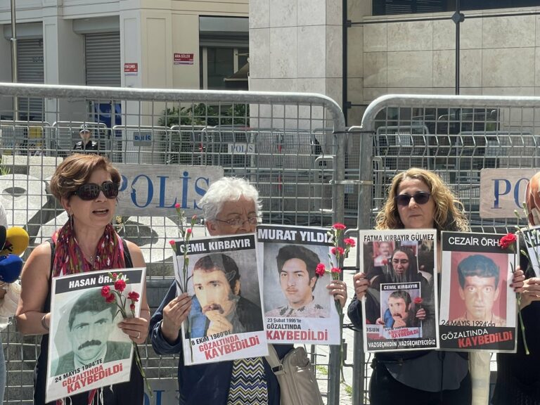 TURQUIE. Les mères du samedi exigent la vérité sur la disparition de 3 civils kurdes le 24 mai 1994