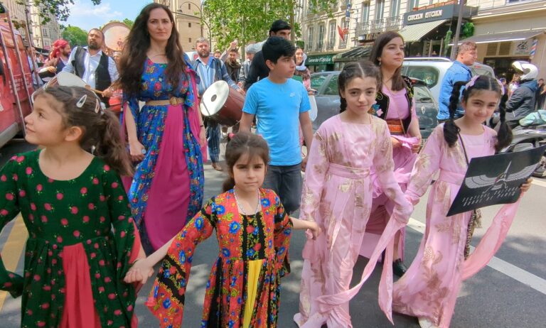 Journée spéciale enfants au festival culturel kurde de Paris