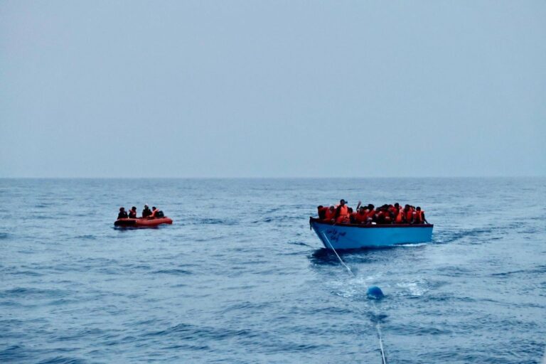 Deux catastrophes maritimes font des dizaines de victimes en Méditerranée 