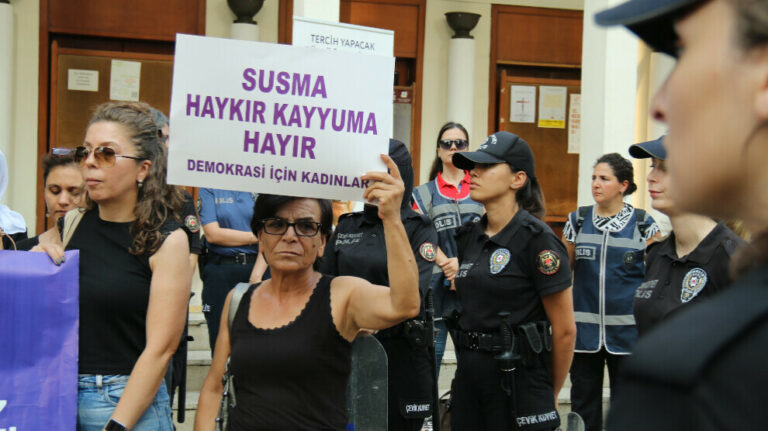 TURQUIE. Les « Femmes pour la démocratie » vont défendre les municipalités populaires et les droits des femmes