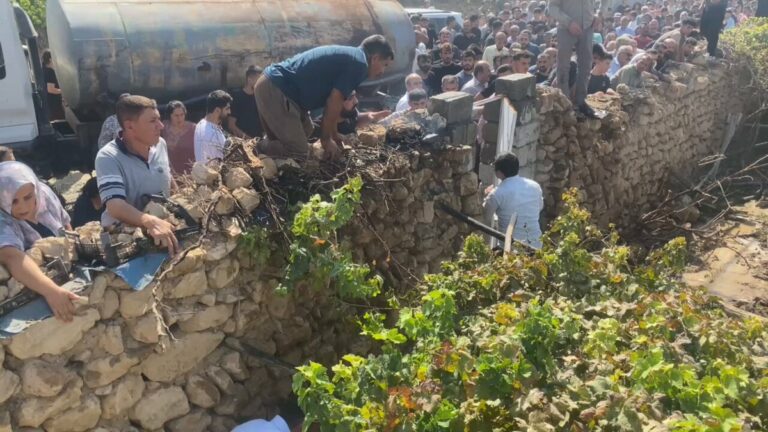 KURDISTAN. La Turquie cible le camp de réfugiés de Makhmour