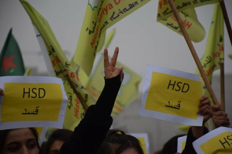 SYRIE. Trois attaques ont ciblé les FDS à Deir ez-Zor