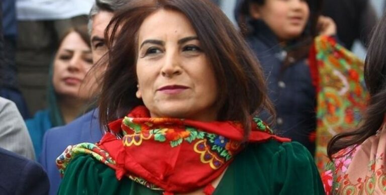 TURQUIE. Aysel Tugluk condamnée à 3 ans de prison