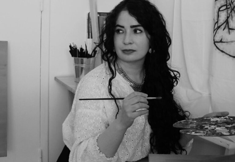 Sarya Nurcan Kaya, une artiste persécutée pour avoir travaillé sur la résistance kurde