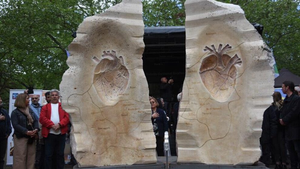 ALLEMAGNE Inauguration D un Monument En Hommage Aux Victimes Du allemagne-inauguration-d-un-monument-en-hommage-aux-victimes-du