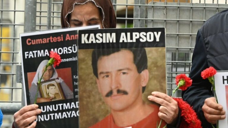 TURQUIE. Les mères du Samedi demandent justice pour ​​Halil et Kasım Alpsoy