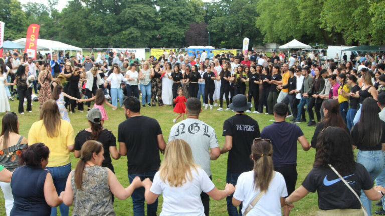 La Turquie poursuit les participants d’un festival de migrants à Londres