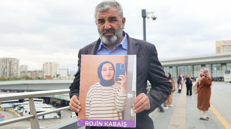 TURQUIE. Mort suspecte de Rojin Kabaiş : Le père interpelle le ministère de justice