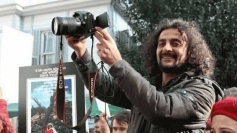 TURQUIE. Un journaliste battu est entre la vie et la mort
