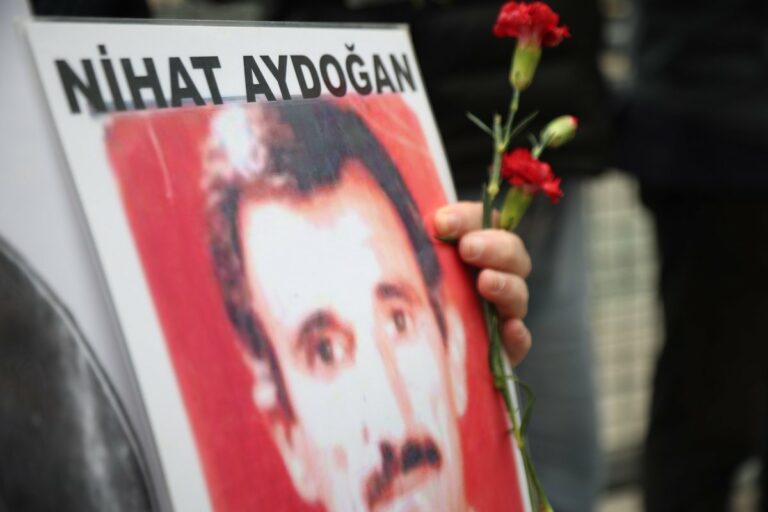 TURQUIE. Les mères du samedi demandent justice pour Nihat Aydoğan